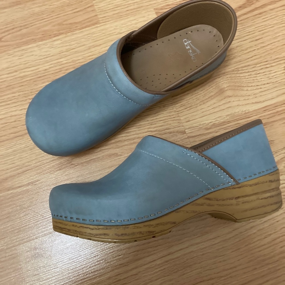 Dansko Clogs size 40